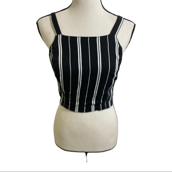Hollister crop top striped black white.  straps elastic back . Medium - Picture 1 of 8